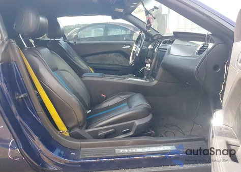 2012 Ford Mustang Gt Premium z USA, uszkodzony, nr VIN 1ZVBP8FF6C5242729